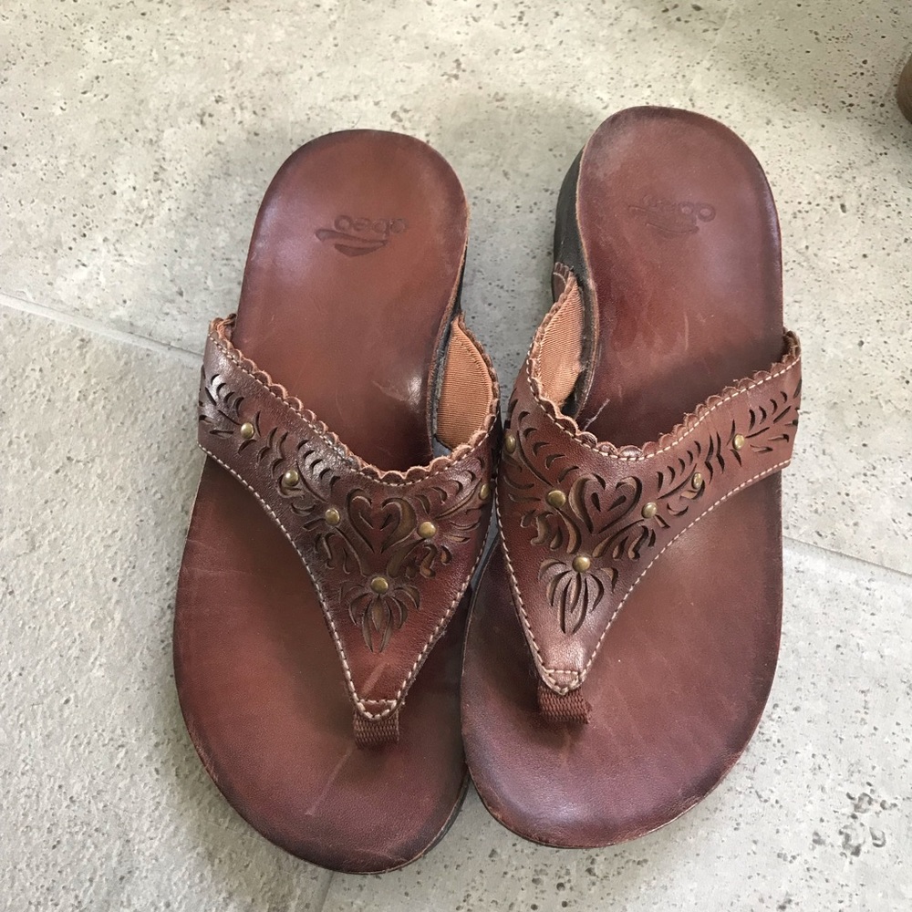 Abeo sandal